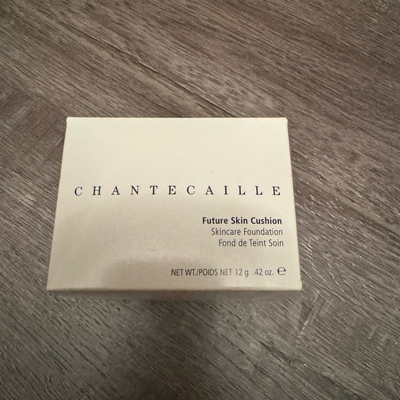 Brand new - chantecaille future skin cushion - Picture 1 of 6